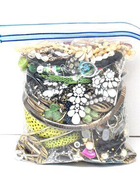 Vintage Wearable Jewelry Lot